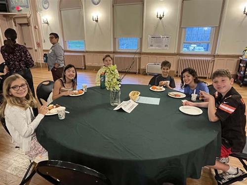 MSS Welcomes New Families With Breakfast